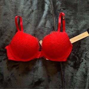 BRAND NEW VS LACE PUSH-UP BRA